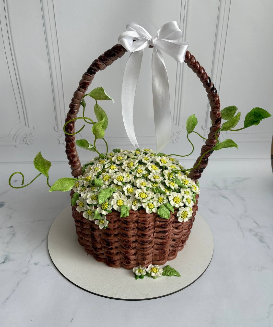 Работы учениц. Аникина Юлия / Кремовая флористика в корейской технике