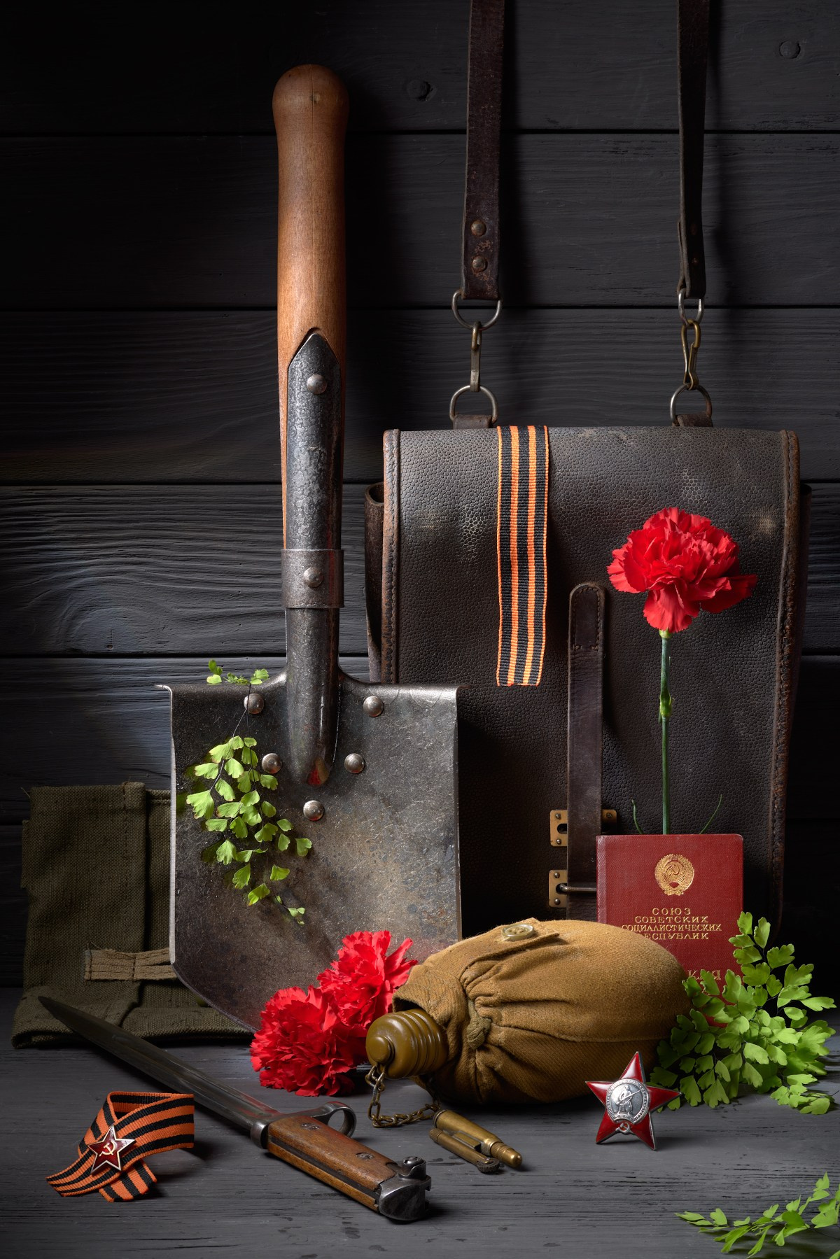 Этюды на тему Великой Отечественной. Устремляясь ввысь… (фото от автора с ником Tom Fincher)