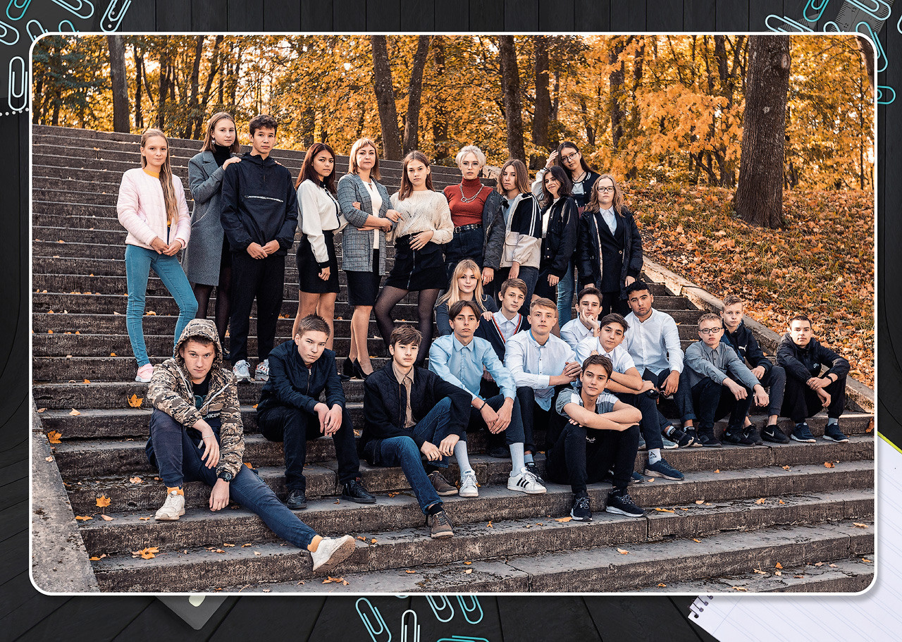 Альбом для выпускников в темном дизайне. Выпускные альбомы. Школьный и детский фотограф в Гатчине