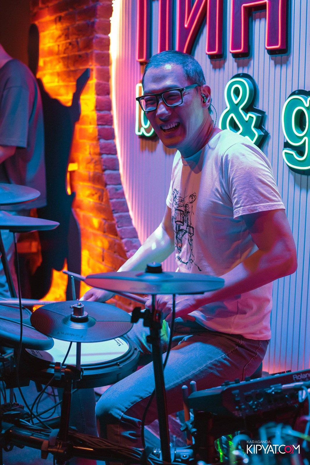 Пинта Bar & Grill на ул. Таттимбета. Кипятком Караганда