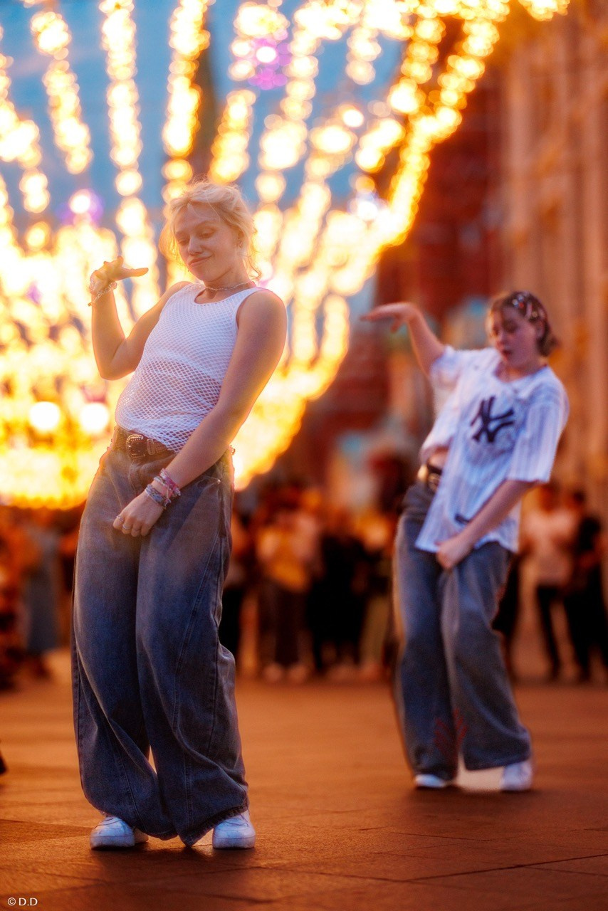 Cover dance in public'. Различные мероприятия и просто фотографии людей