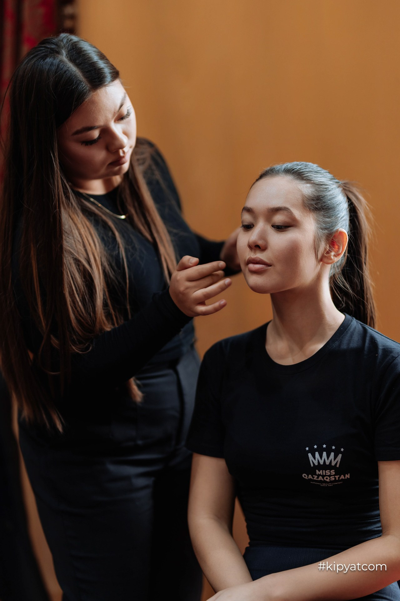 KFW/Backstage
