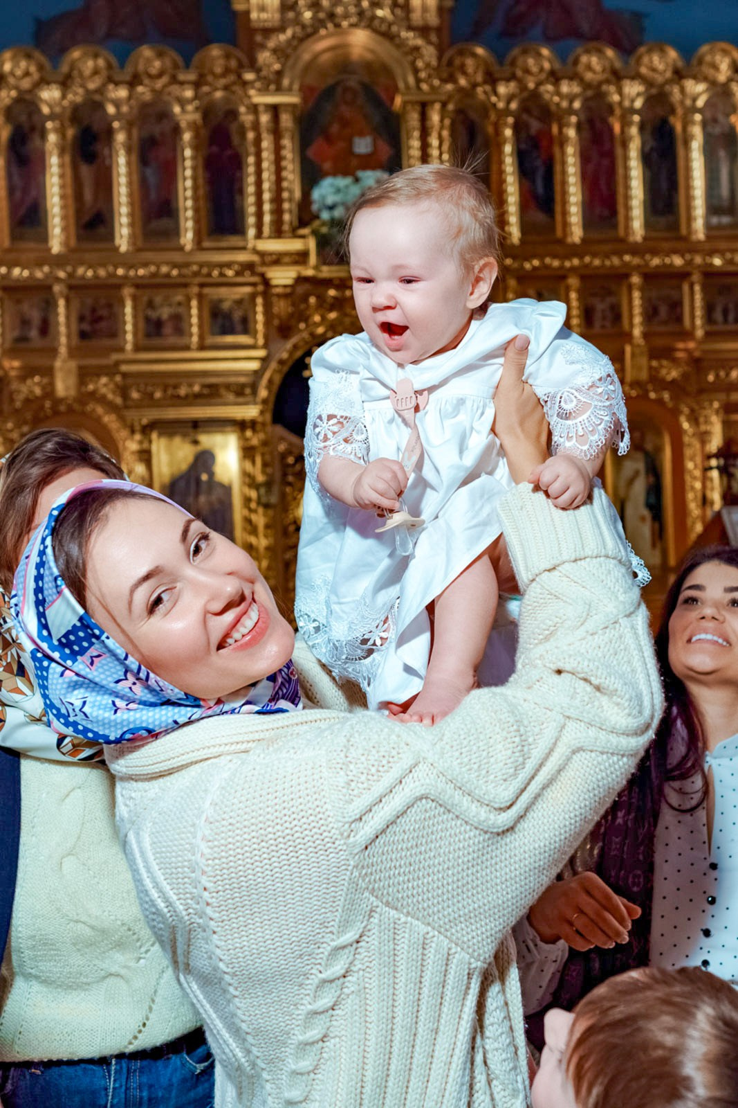 ВЫПИСКА И КРЕЩЕНИЕ. Фотограф и видеограф для бизнеса в Москве — фуд, рестораны, интерьер, контент | Sizov Studio