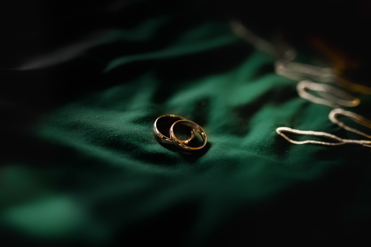 Свадебные кольца. Крупный план. Санкт-Петербург