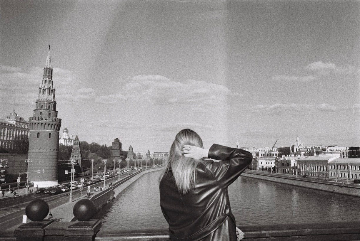 TATIANA DARINA — film photographer in St. Petersburg
