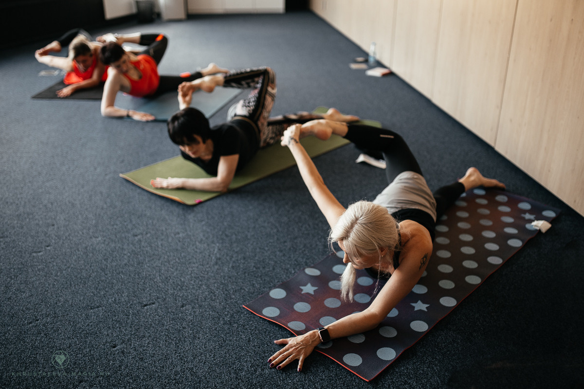 Йога уикенд. Практика йоги. ФОТО ВИДЕО ПРОДАКШН Санкт-Петербург Москва фотограф Мария Хрусталева