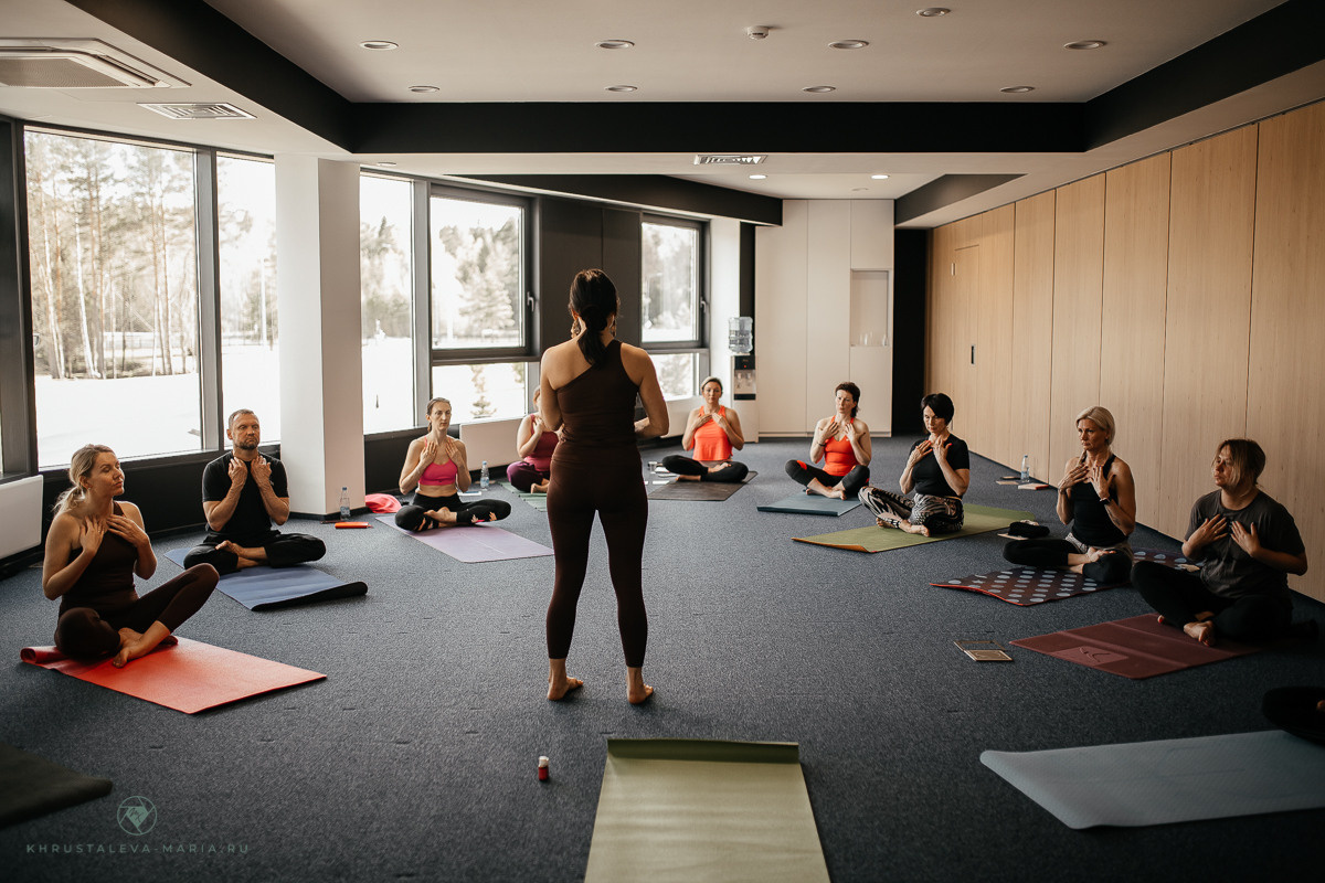 Йога уикенд. Практика йоги. ФОТО ВИДЕО ПРОДАКШН Санкт-Петербург Москва фотограф Мария Хрусталева