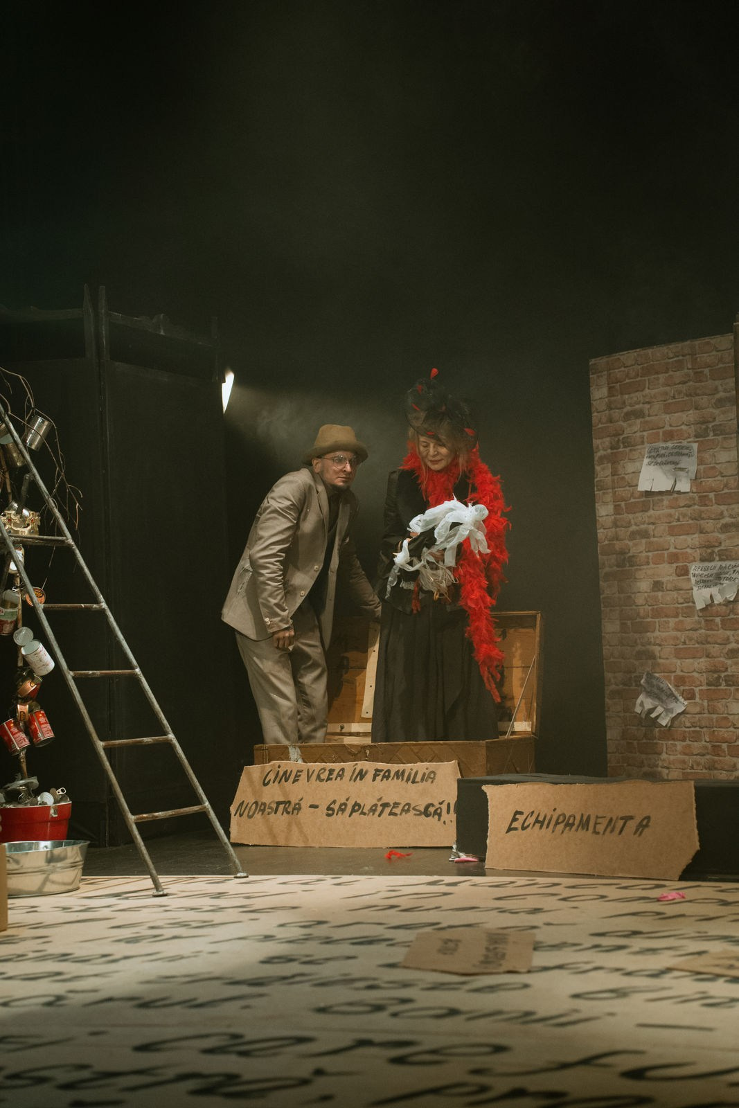 «Трехгрошовая опера». Режиссёр Даниил Филиппович