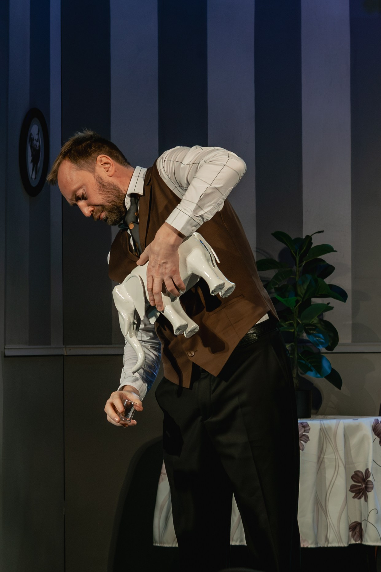 Театр Юного Зрителя «Две свадьбы». Фотограф Марк Файзулин