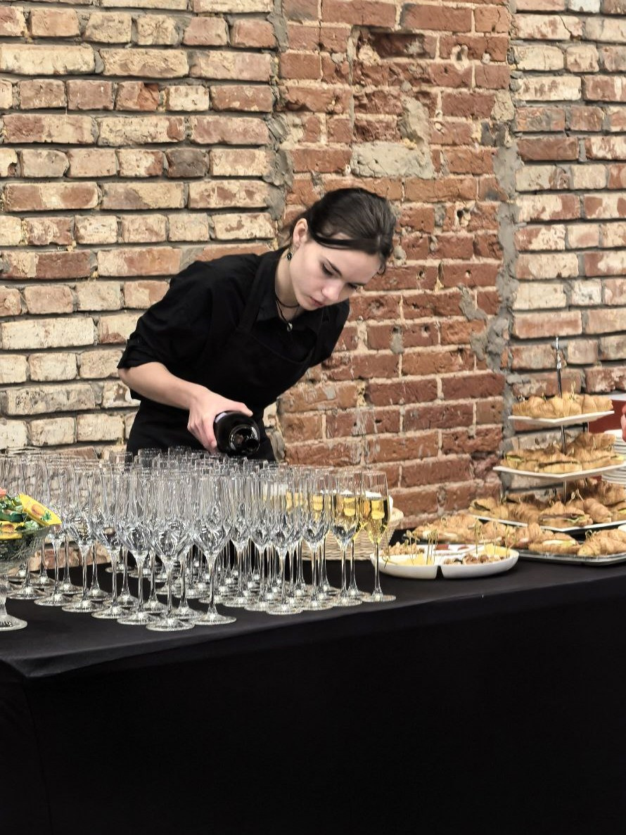 Илья Дроздов. Нарисуй это черным. Галерея 13/20