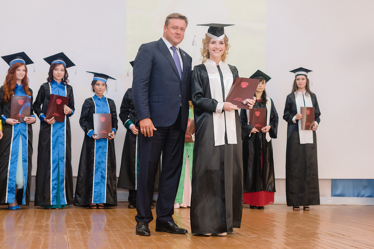 Выпускной РязГМУ Стоматологи. Фотограф Рязань. Дарья Дмитриева