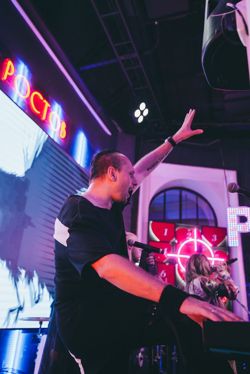 Концерт LINDA в РУКИ ВВЕРХ БАР в Ростове-на-Дону