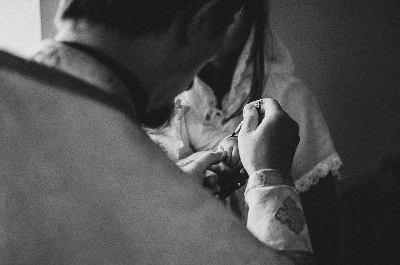 Великое таинство. Крещение. Семейный фотограф в Екатеринбурге Всеволод и Марина Пономаревы