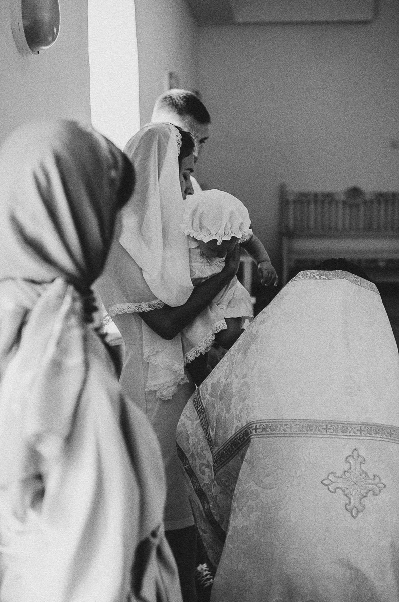 Великое таинство. Крещение. Семейный фотограф в Екатеринбурге Всеволод и Марина Пономаревы