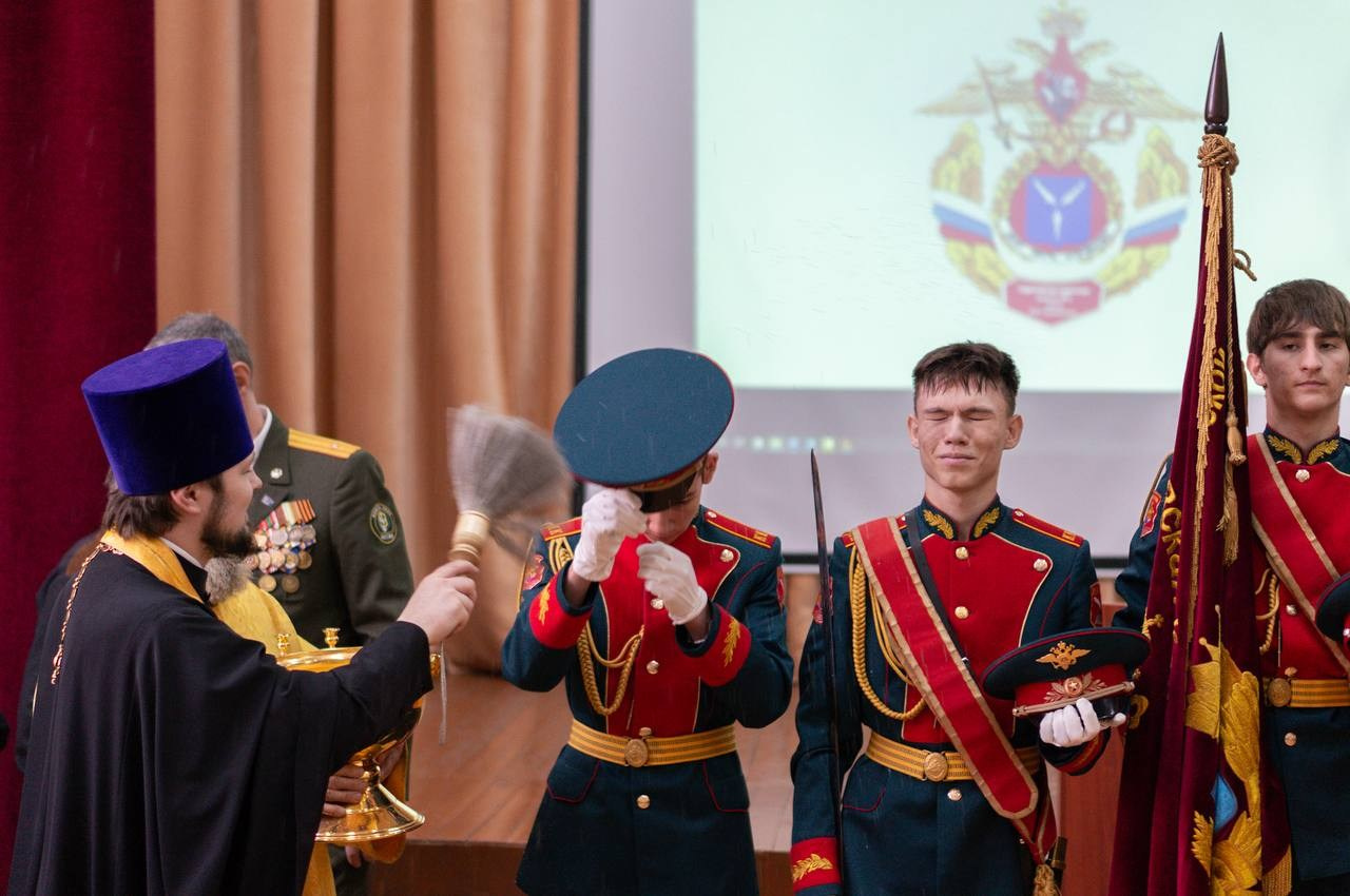 Благочинный Северо-Западного округа поздравил кадетов с принятием Присяги. Саратовское Северо-Западное благочиние