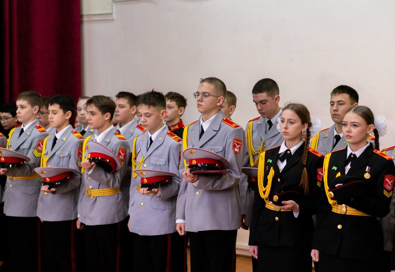 Благочинный Северо-Западного округа поздравил кадетов с принятием Присяги. Саратовское Северо-Западное благочиние