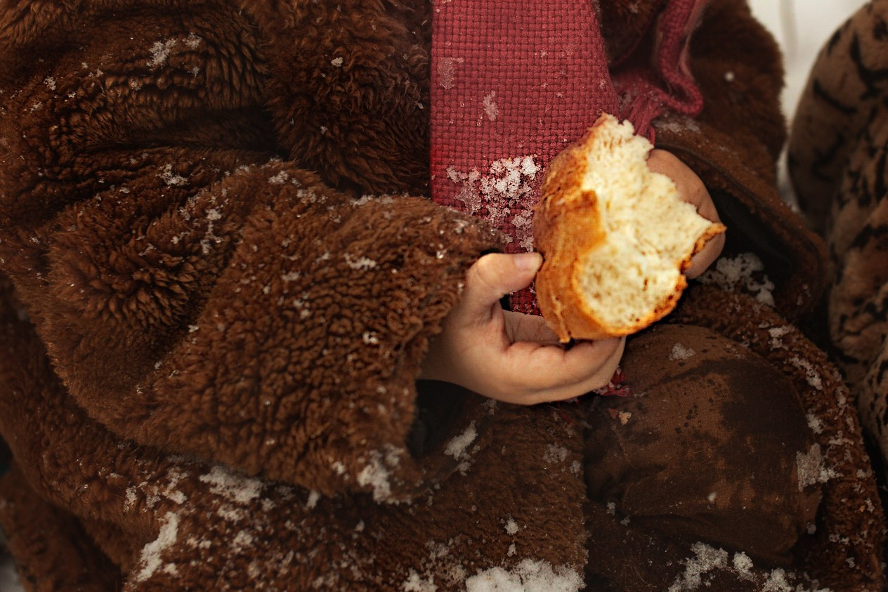 Мы лепим снеговика!. Съемка Таинств Крещения Венчания, детские и семейные съемки в Пензе