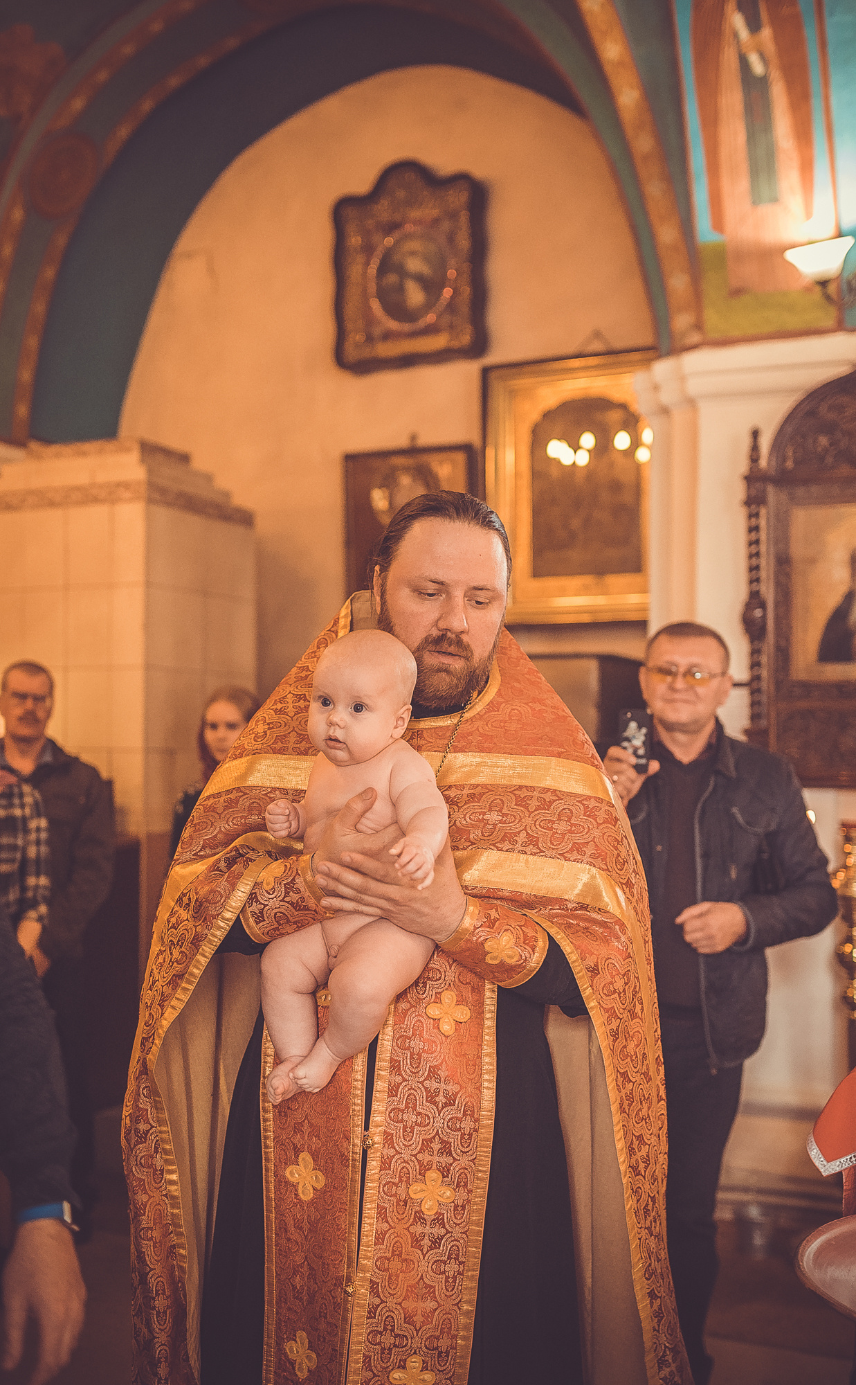 Крещение. Семейный и детский фотограф и видеограф в Санкт-Петербурге Веденина Юл