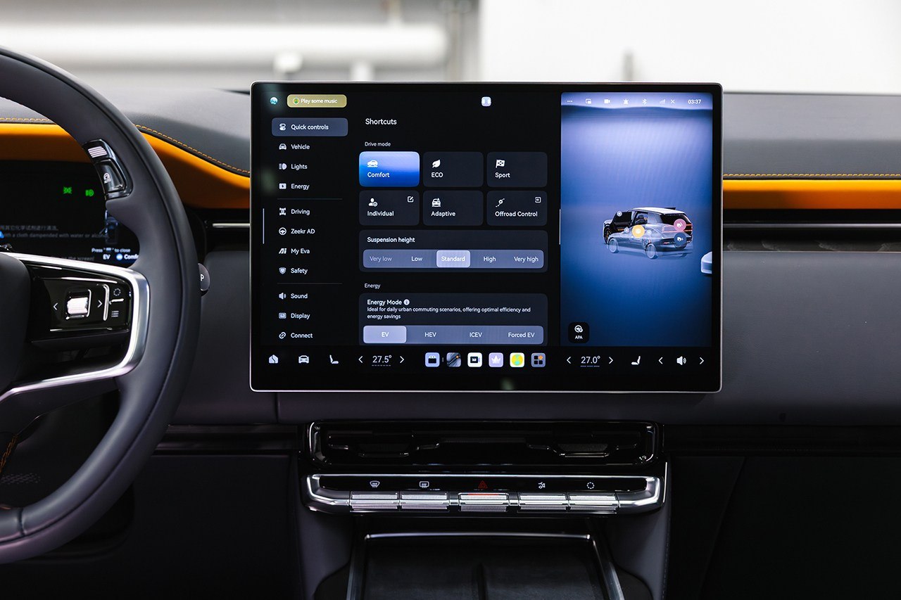 Zeekr 9X 2.0hyb 4WD AT (1401 л. с.) 2025, последовательно-параллельный гибрид, АКПП, 4WD. Автосалон «Х-Авто»