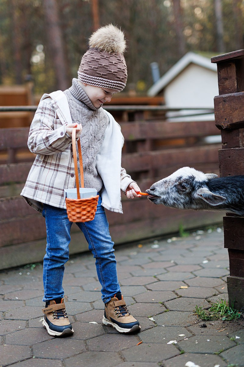 Прогулка в контактном зоопарке. Детский и семейный фотограф Домодедово