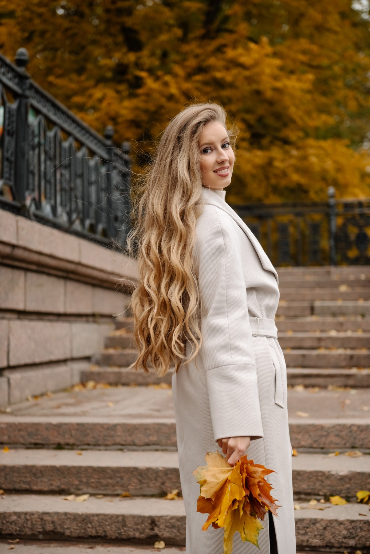 Осенняя фотосессия в Питере в Михайловском саду. Свадебный и сеейный фотограф в Санкт-Петербурге Елена Худякова