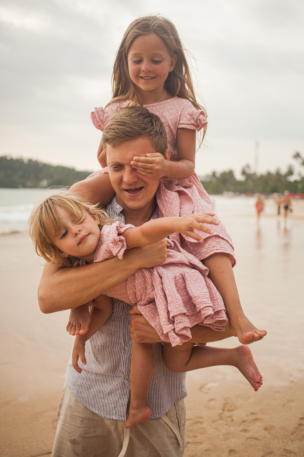 Natali and her family. Darin the photographer