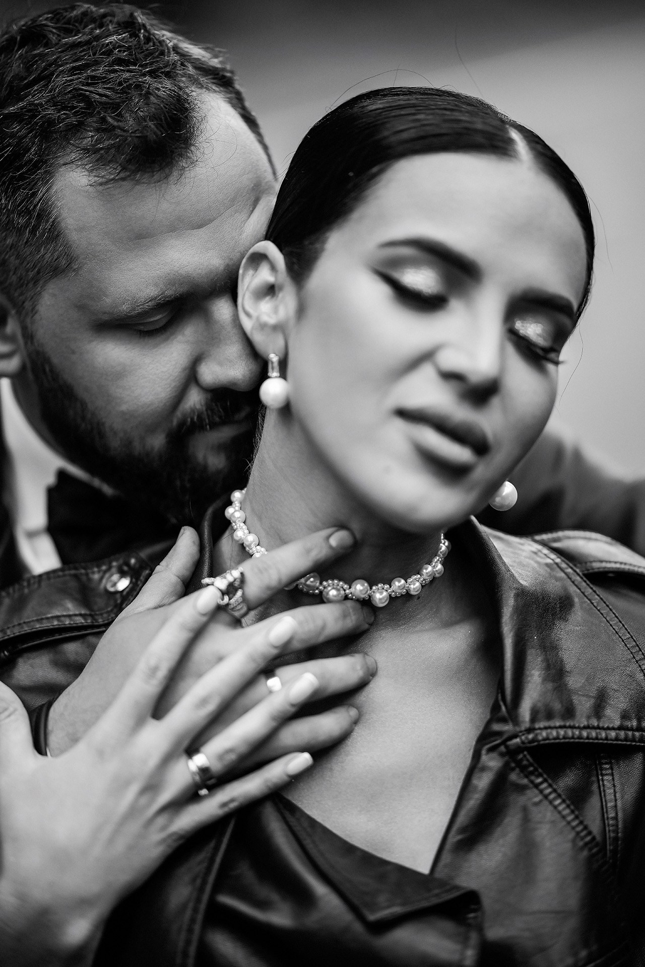 🔥 Саша и Катя — драйвовая свадебная вечеринка Красноярска в Шато white. 📸 Свадебный и семейный фотограф в Красноярске Тихомиров Евгений | 17 лет опыта | 800+ свадеб