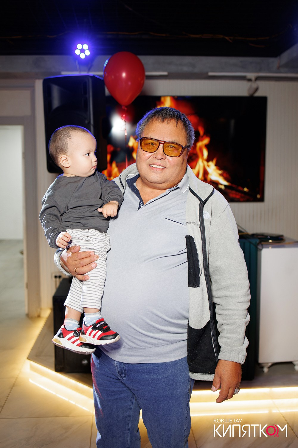 ШАШЛЫЧНЫЙ ДВОР. КИПЯТКОМ КОКШЕТАУ