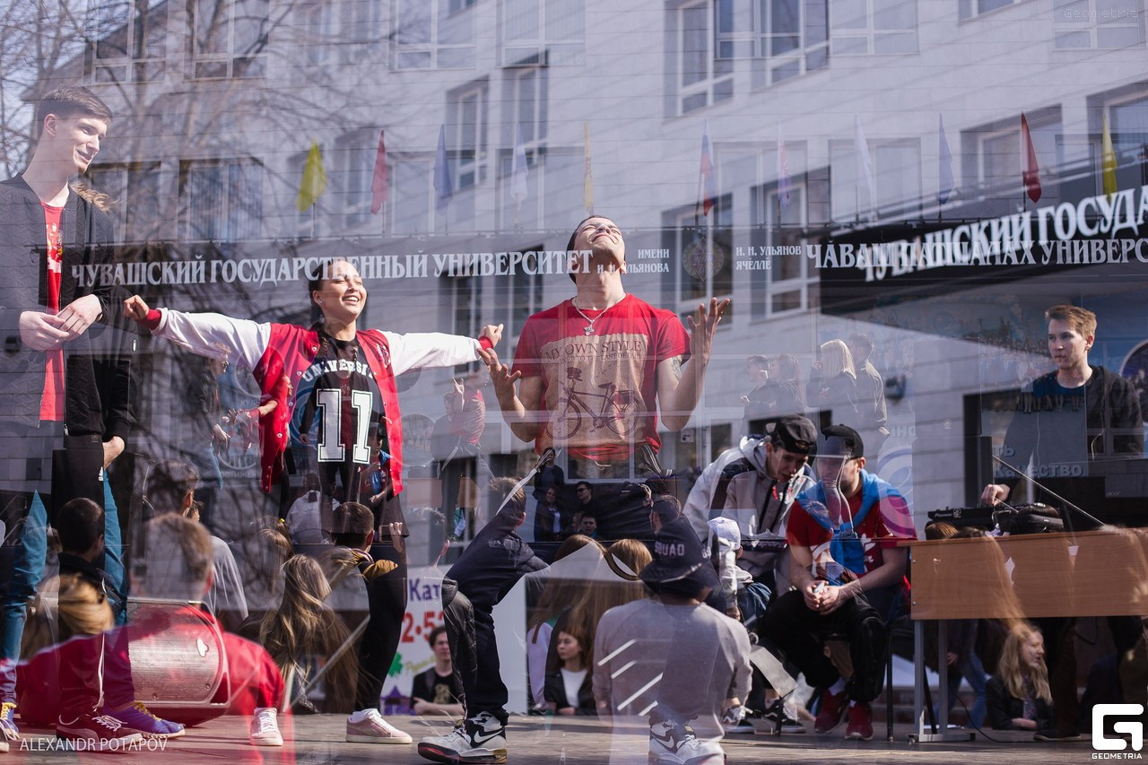 Международный день танцев. ЧГУ им И. Н. Ульянова. Фотограф в спб Александр Потапов
