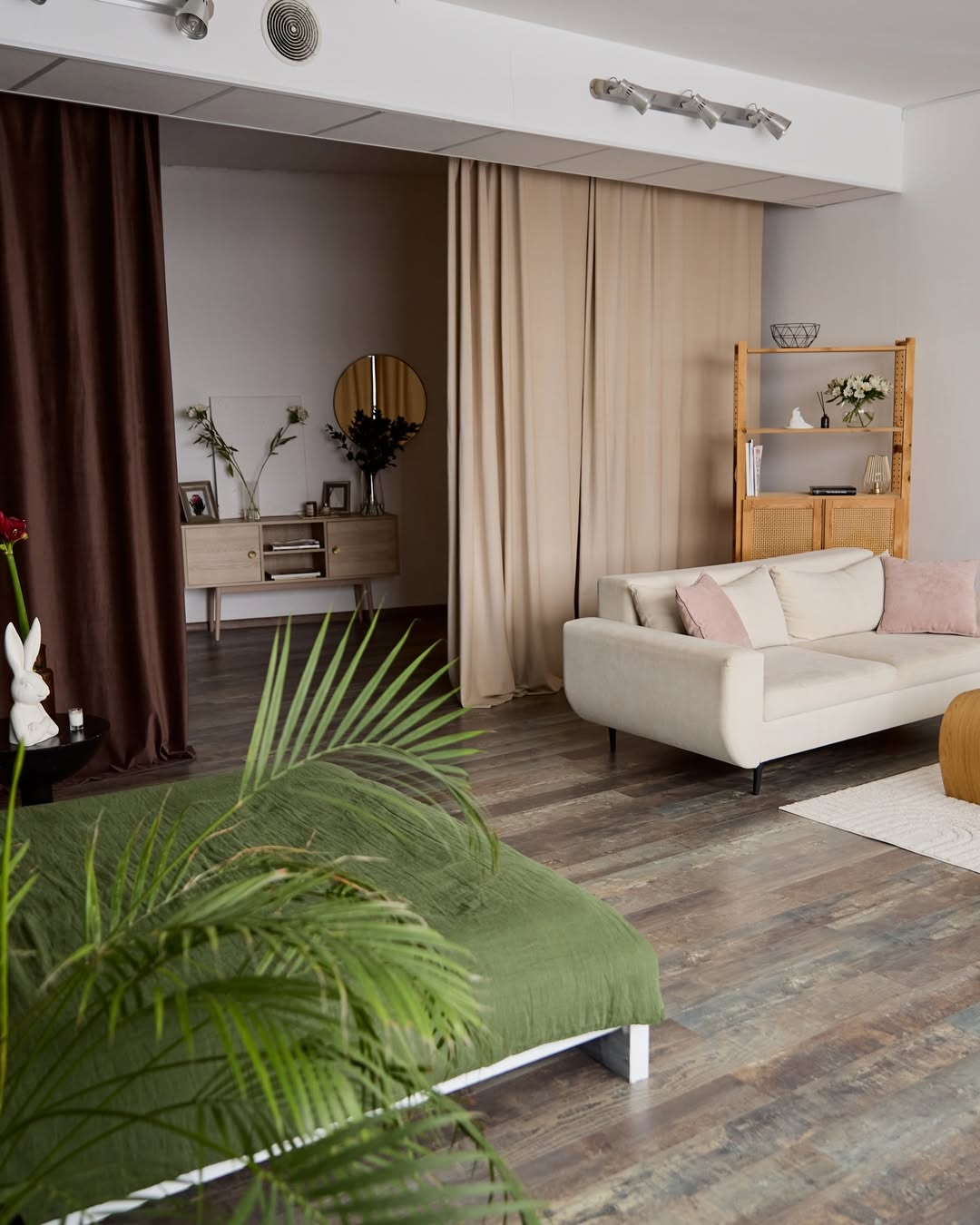 Фотостудия Studio46 — это 60 квадратных метров уютного и стильного пространства. Фотограф в Минске Людмила Дутко