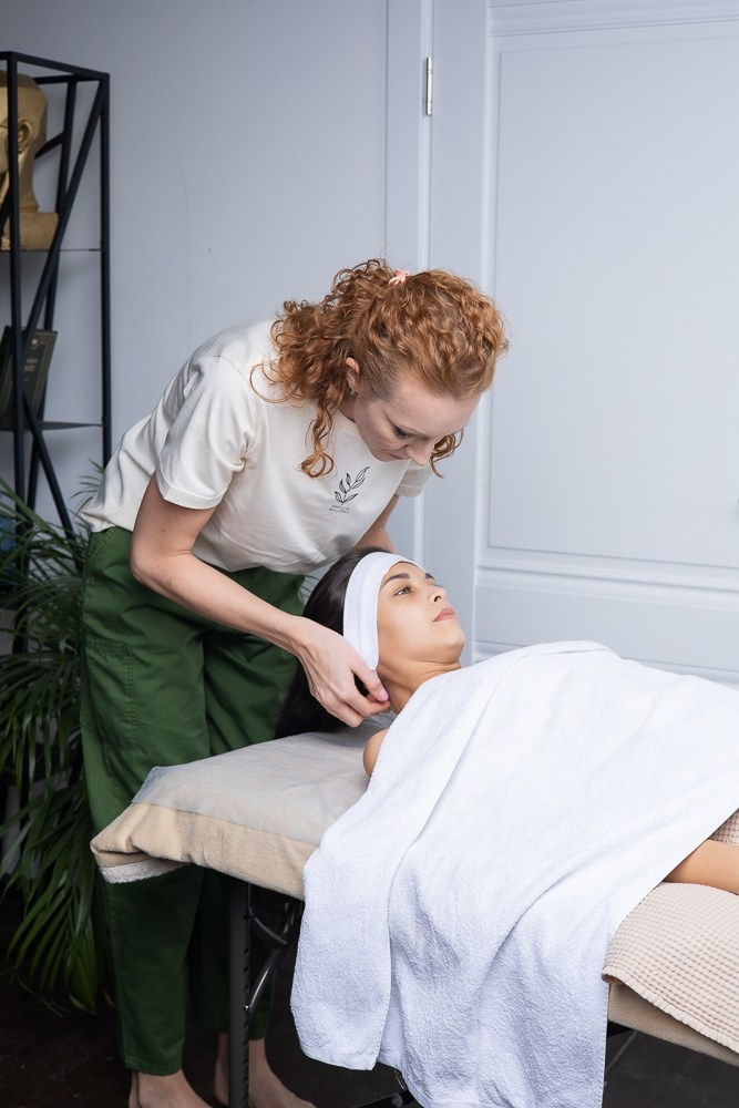 Массаж. Семейный и Свадебный фотограф в Сочи