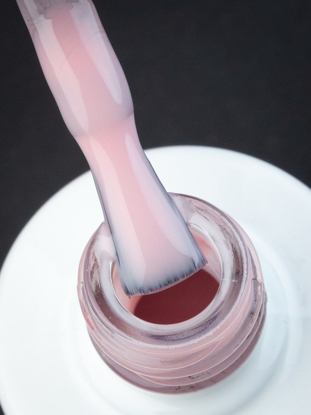 Kira на чёрном. Александр Стряпунин — предметный фотограф в Улан-Удэ