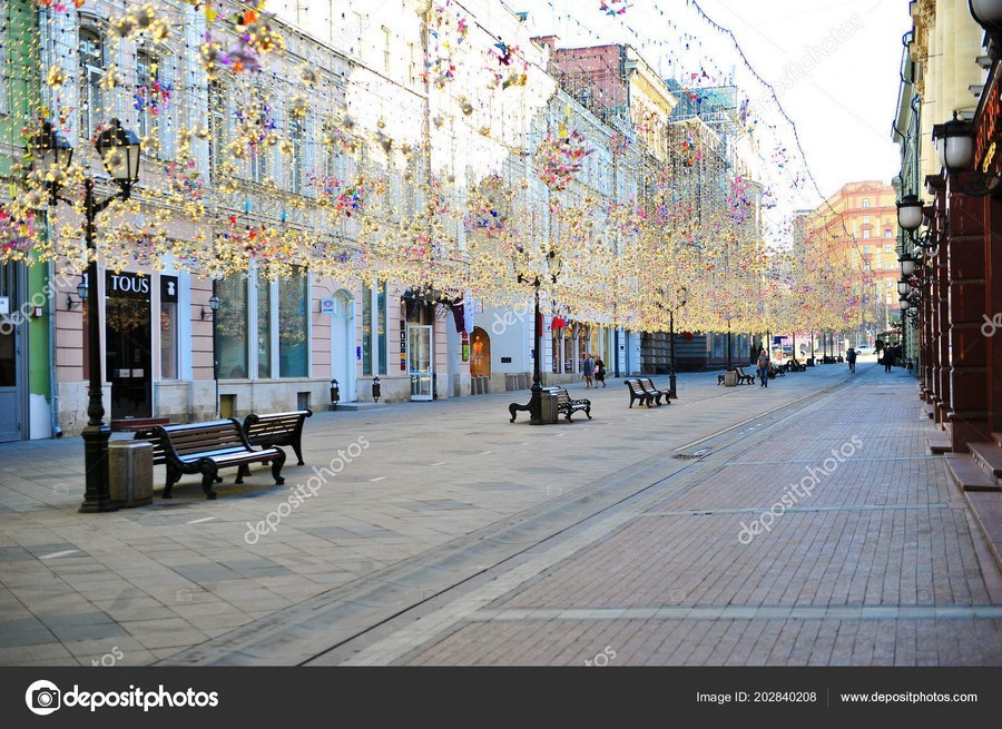 Фотосъемка на улице Москвы — вид на старинные здания
