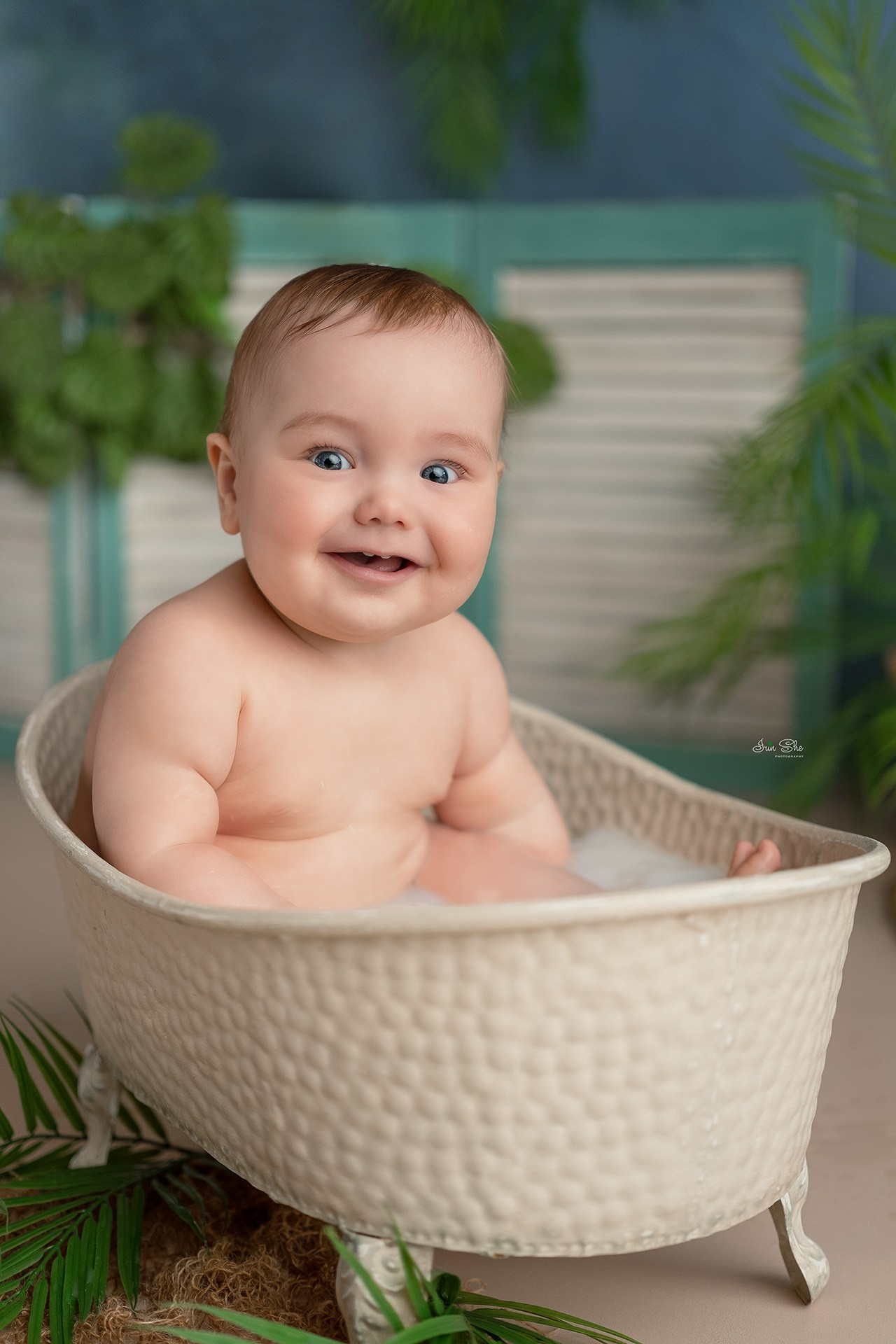 Фотосессия малышей до года. Детский фотограф в Южно-Сахалинске Irin She Simanovich