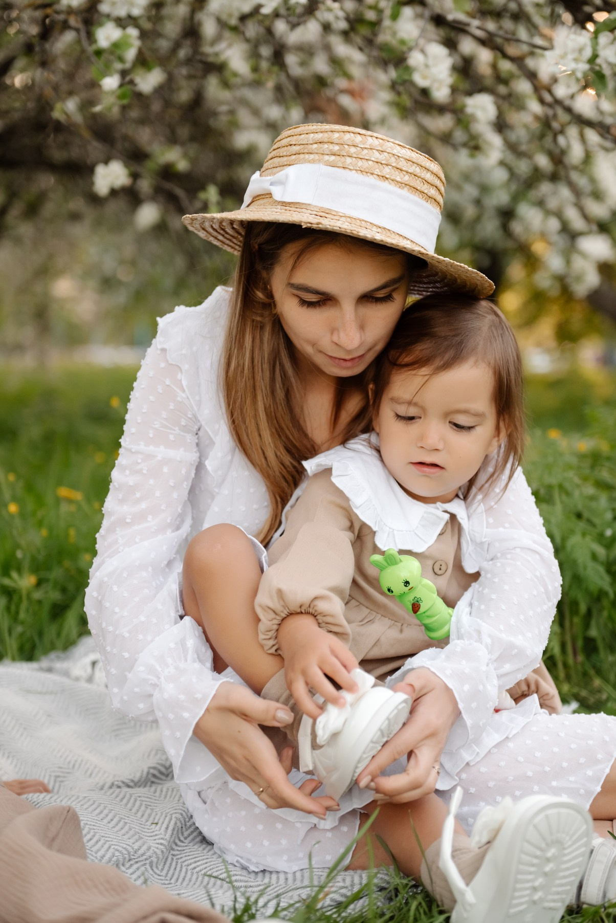 Фотосессия в яблонях. Свадебный и семейный фотограф в Санкт-Петербурге Елена Худякова