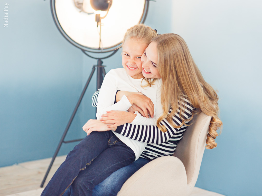 Леночка с сыночком и племяшкой. Nadia Fay