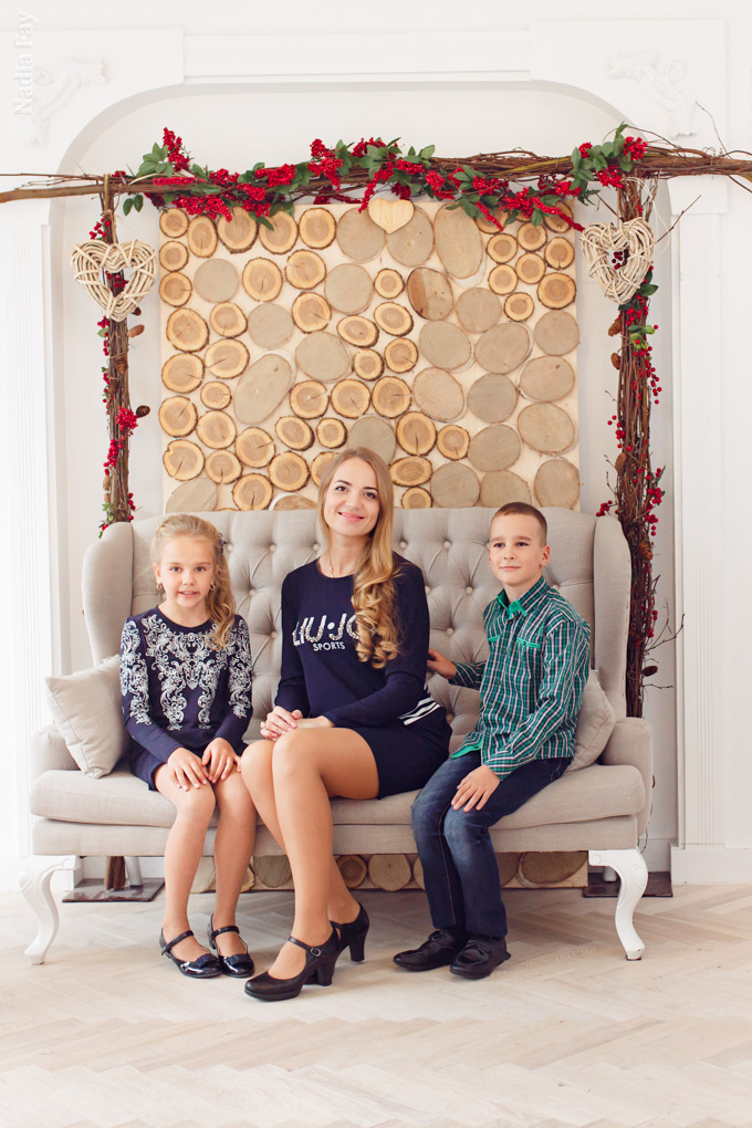 Леночка с сыночком и племяшкой. Nadia Fay