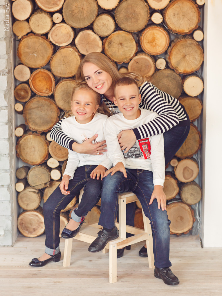 Леночка с сыночком и племяшкой. Nadia Fay