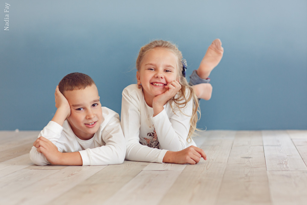 Леночка с сыночком и племяшкой. Nadia Fay