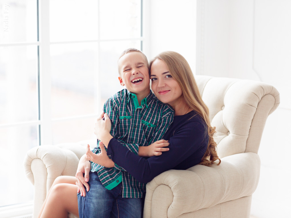 Леночка с сыночком и племяшкой. Nadia Fay