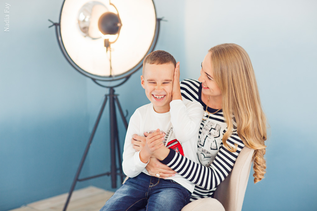 Леночка с сыночком и племяшкой. Nadia Fay