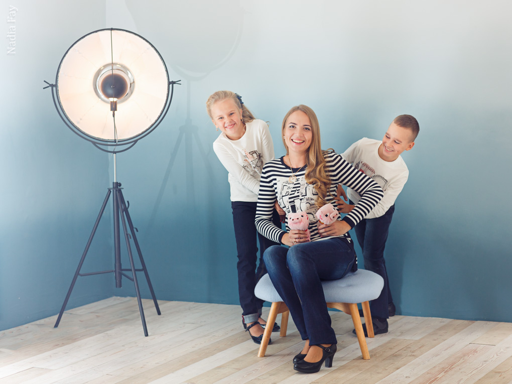 Леночка с сыночком и племяшкой. Nadia Fay