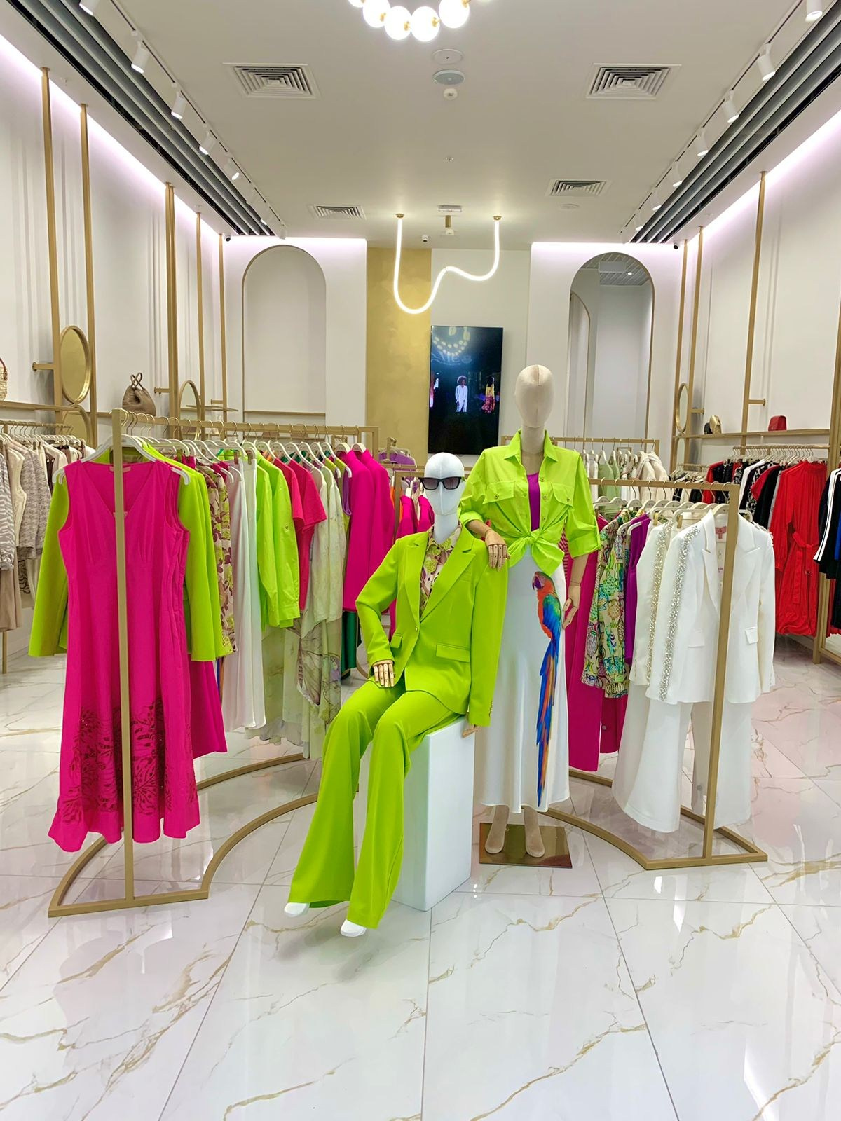 ТОРГОВЫЕ ЗАЛЫ, ОФИС «ANNA VERDI». Студия дизайна интерьеров FORMA