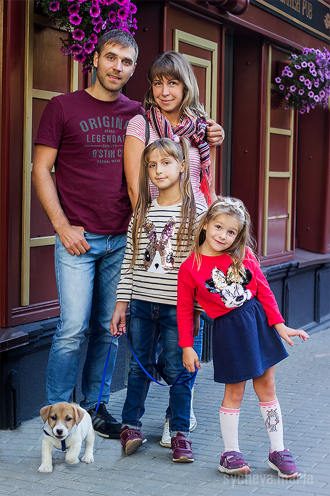 Семейная фотосессия у Английского посольства. Детский и семейный фотограф, фотограф мероприятий Нижний Новгород