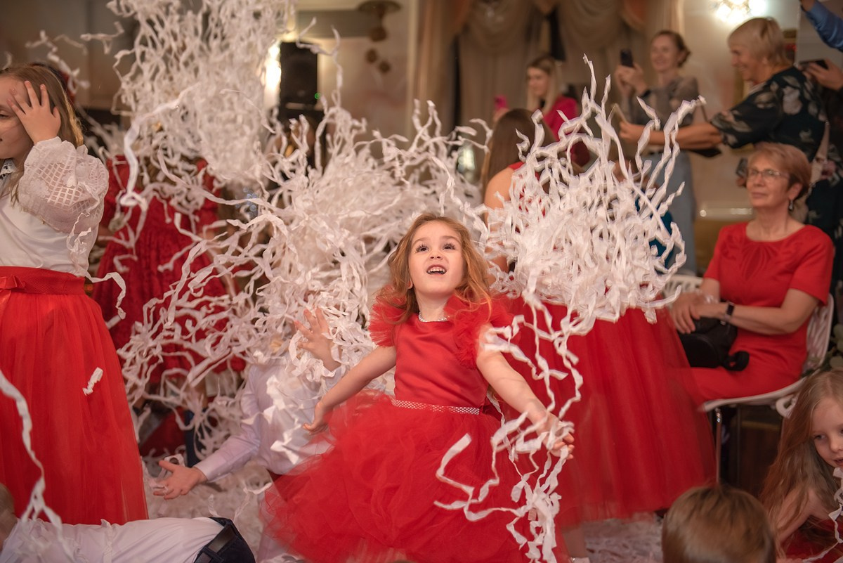 Выпускной в детской школе моделей HAPPYkids 2024. Семейный и коммерческий фотограф в Сочи Александр Бодунов