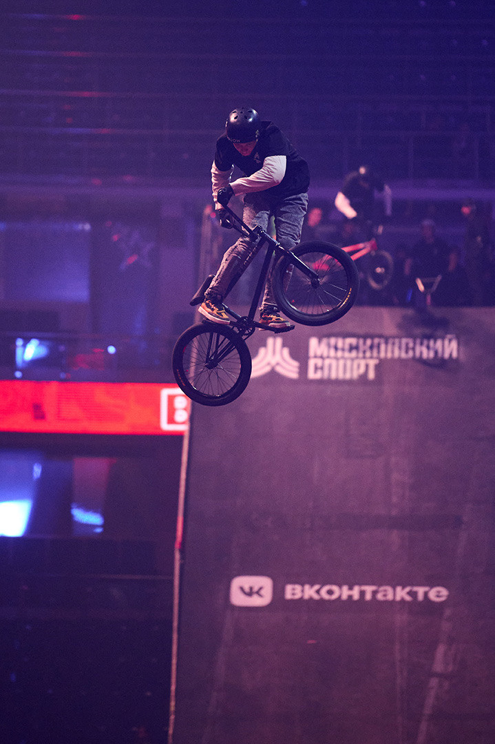 Big Air, шоу каскадеров