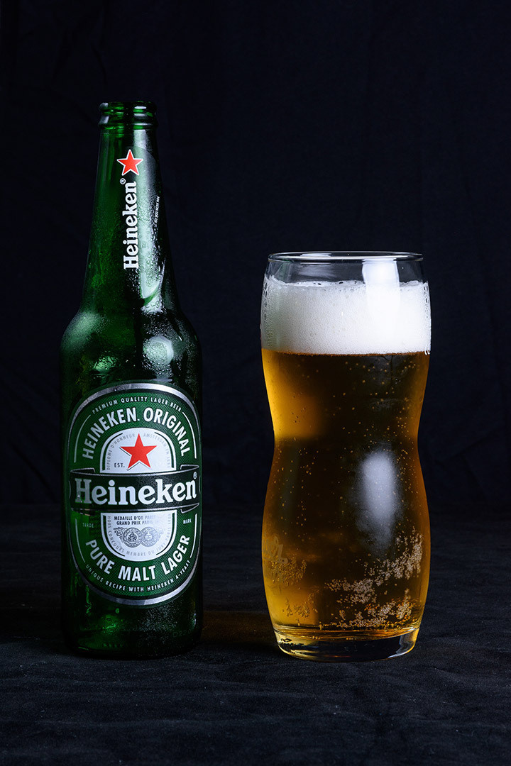 фотограф Андрей Богатов Сызрань, рекламная фотосъёмка для бара, бокал пива heineken