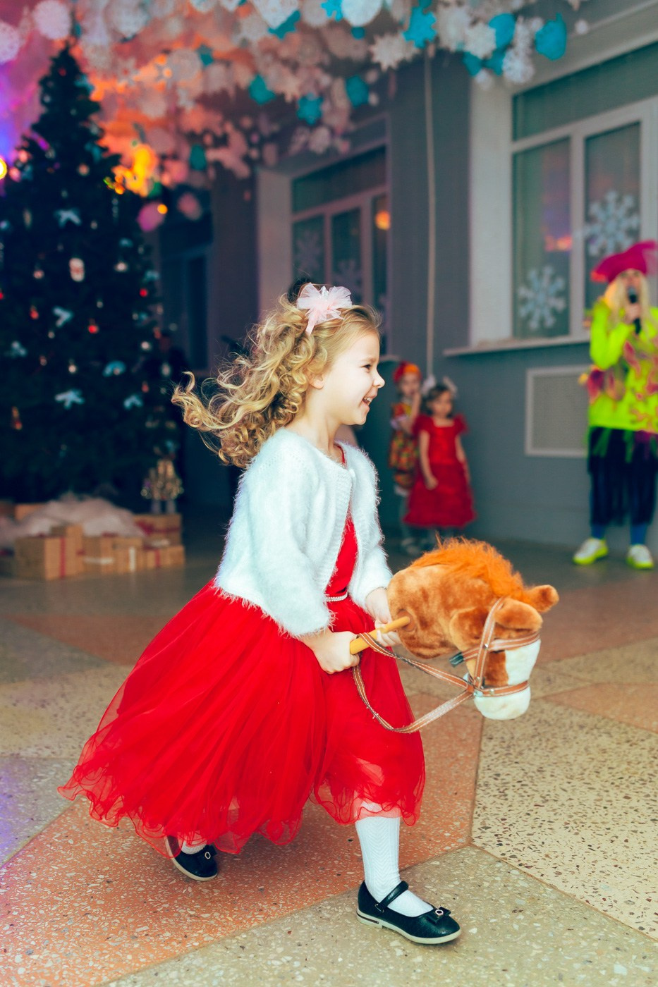 Новогодний детский утренник. Андрей Кровлин — фотограф в Славянке