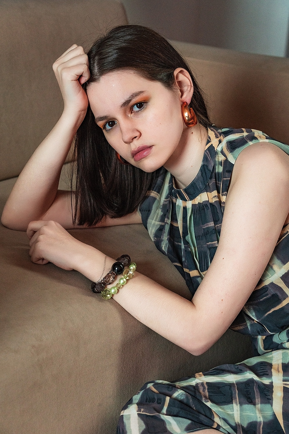 Магазин стоковой одежды