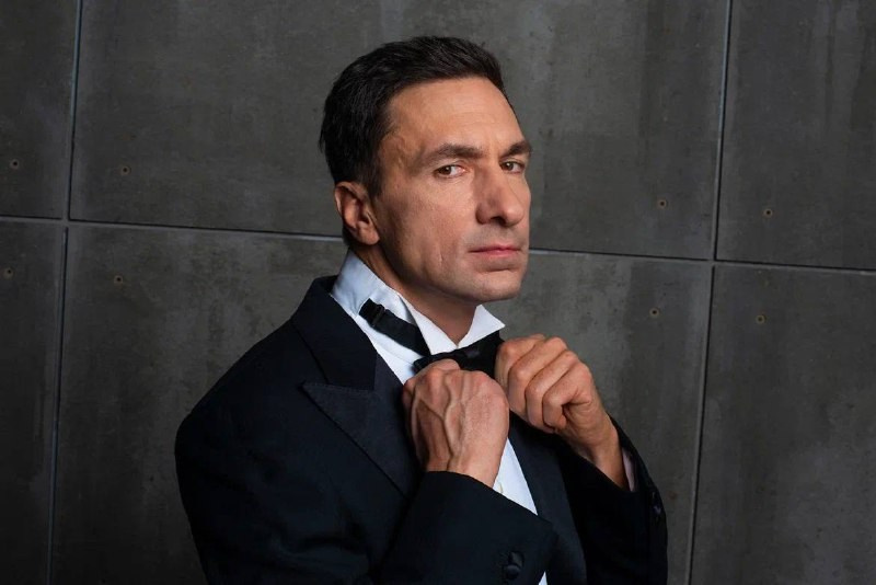 Деловой портрет. Фотограф для маркетплейсов Михаил Бове